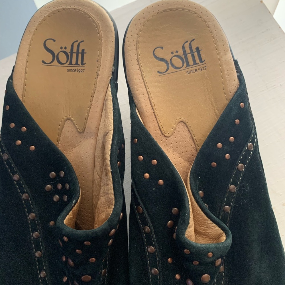 Women's Black Suede mules very comfortable but never wore them.